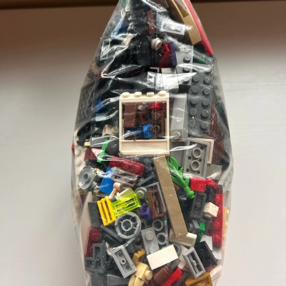 LEGO‎ Bulk Lot 2 Pounds 12 Ounces Assorted Building Blocks Genuine Mix